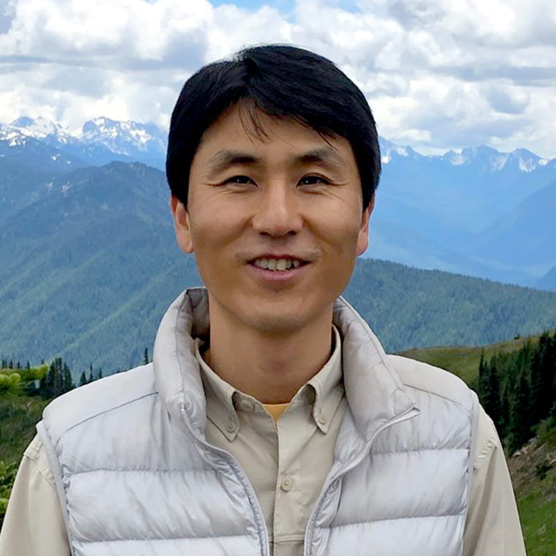 Je Chon Yang photo